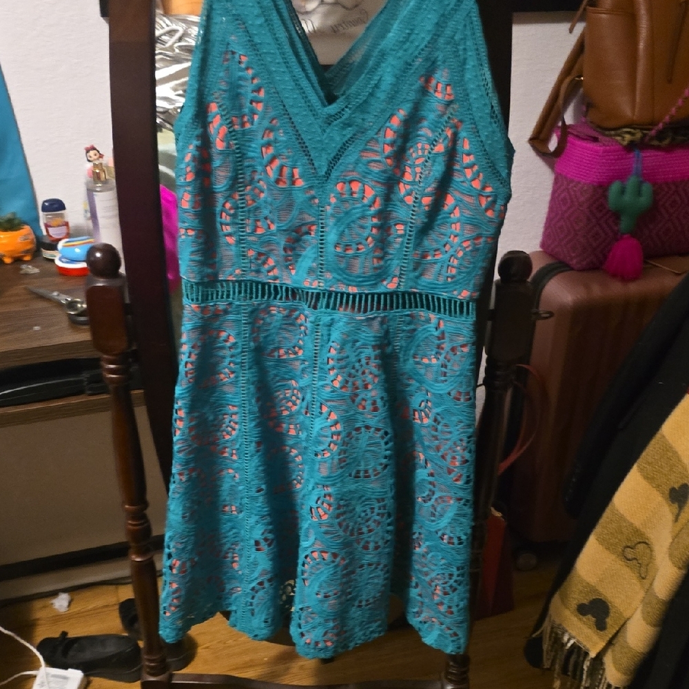 Giani Bernini Teal Lace Midi Dress